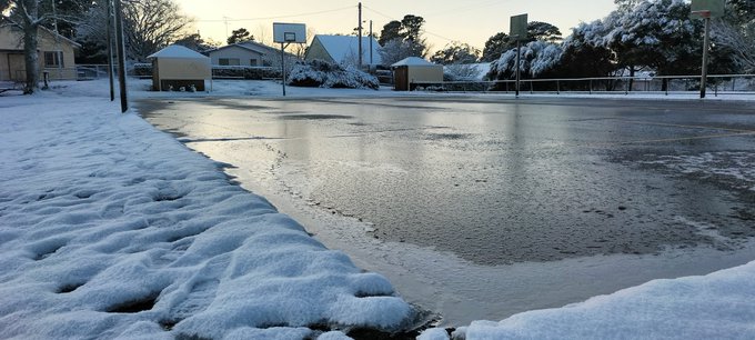 See Photos Video Of The Snowfalls Across South Eastern Australia Lismore City News Lismore New South Wales