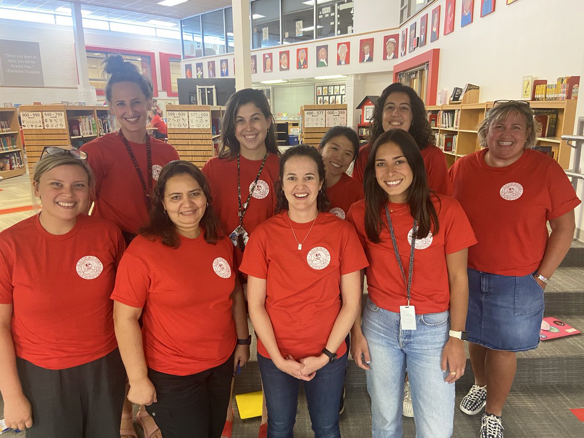 The Abingdon first grade team is ready to welcome our families and students for open house on Thursday! <a target='_blank' href='http://twitter.com/AbingdonPTA'>@AbingdonPTA</a> <a target='_blank' href='http://twitter.com/AbingdonGIFT'>@AbingdonGIFT</a> <a target='_blank' href='https://t.co/n1SsYJfvgQ'>https://t.co/n1SsYJfvgQ</a>