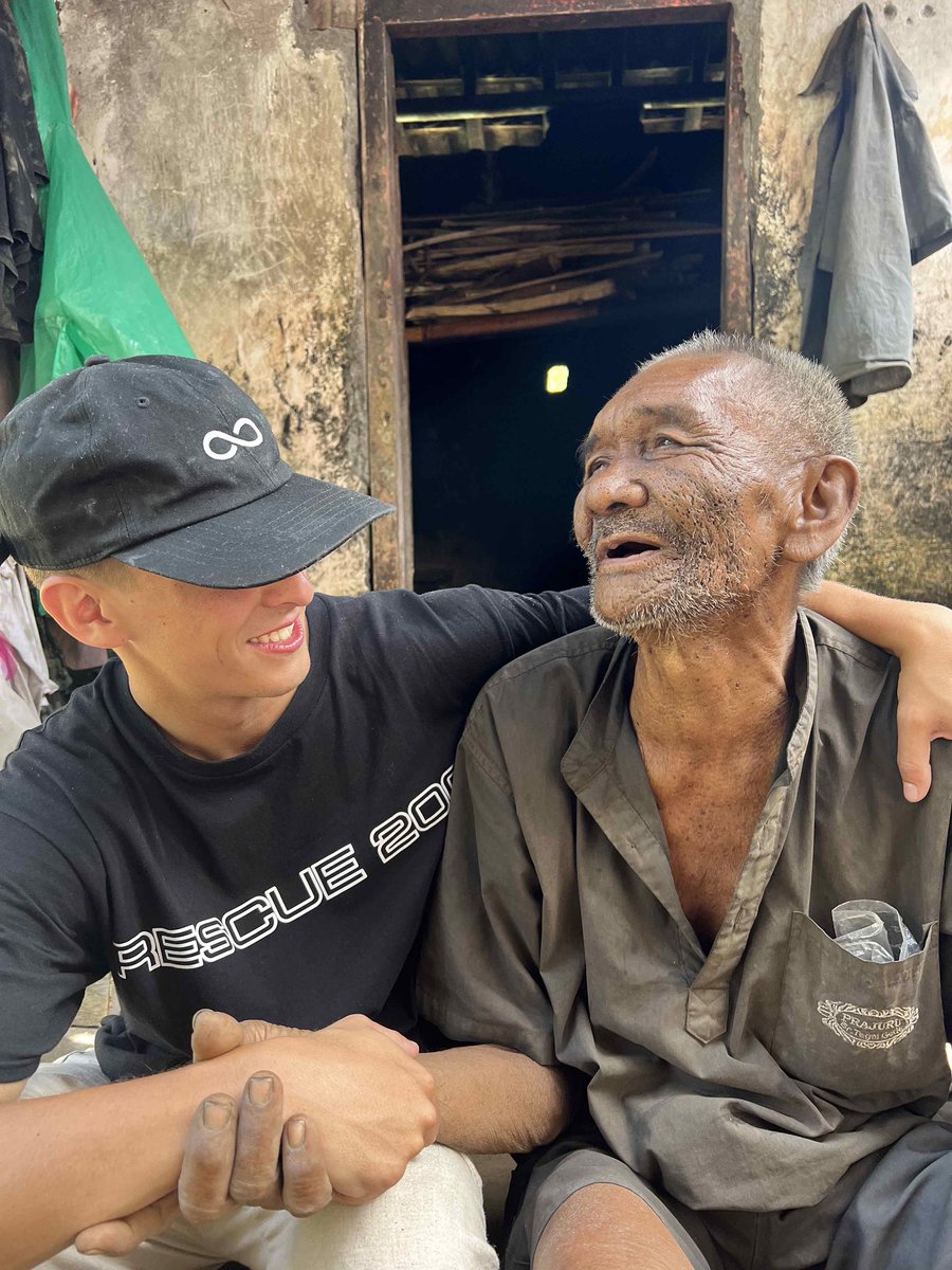 timothysykes's tweet photo. I’m proud to share some of the projects that Rescue 2000/Rice For Bali have completed so far with the $50,000 @badboivisual &amp; I donated from @karmagawa to help people in need in Bali - 8 homes have already been built &amp; the lives of these children/families will never be the same! https://t.co/rdHD6r9X52