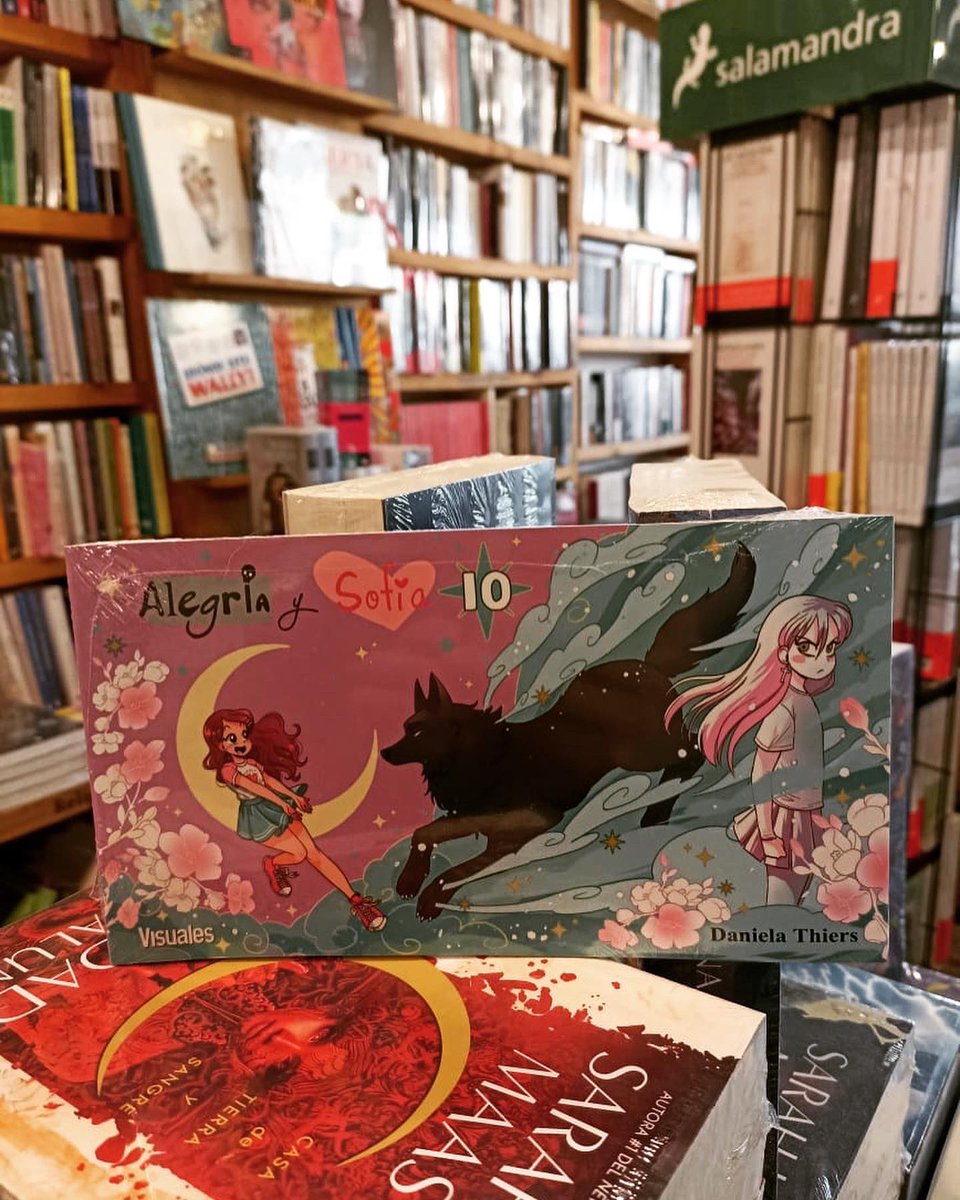 ElGran_Escape's tweet photo. Lo último de la editorial @visuales_chile SIEMPRE un honor tenerlos en nuestro catálogo.
#literatura #libros #queleer #historietas #comicschilenos #librerias #alegriaysofia #lectura #maestrogato @Daniela_Thiers @Paulinaapc_art https://t.co/98ZBXYF9E1