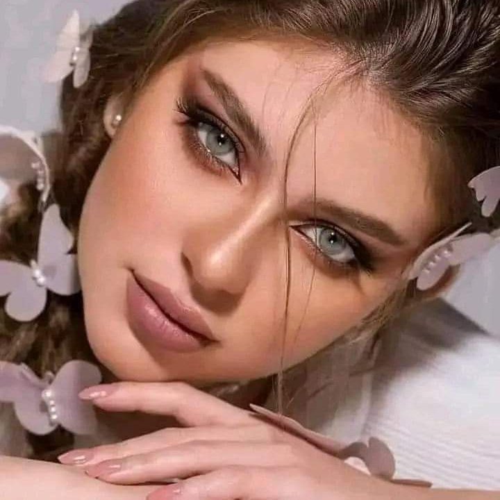 فہيٰرٍوزْهـهـ tweet media