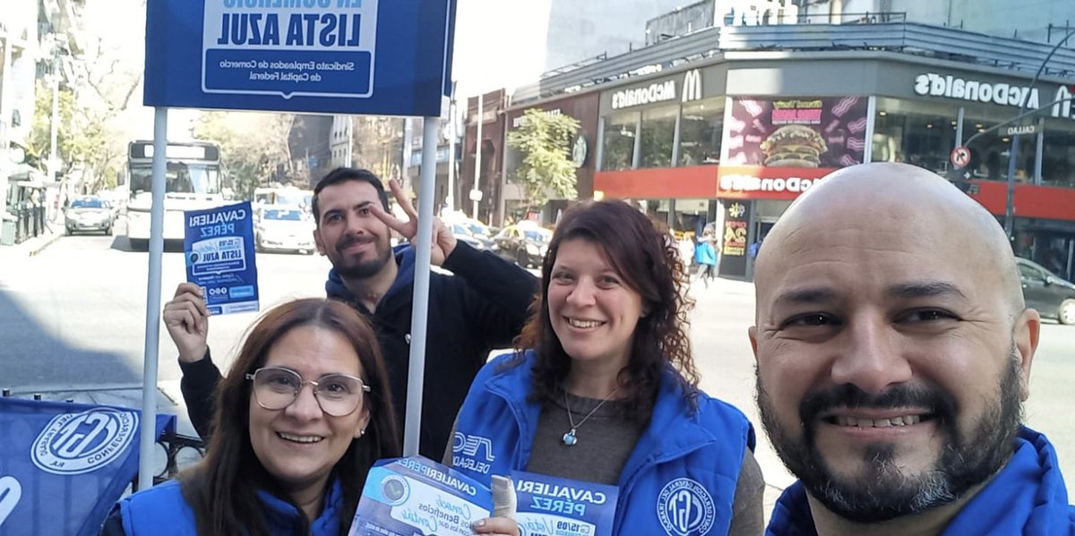 StreamComercio's tweet photo. Para seguir fortaleciendo nuestro sindicato,para seguir conquistando derechos,para seguir construyendo futuro el próximo 15/9 vota🗳 @ListaAzulSEC 

#ContasConNosotrosContamosConVos 
@CarlosPerezSEC @Sergio_OrtizOk @sabriparedessec @MGonzalezSEC https://t.co/57hkcBZwlR
