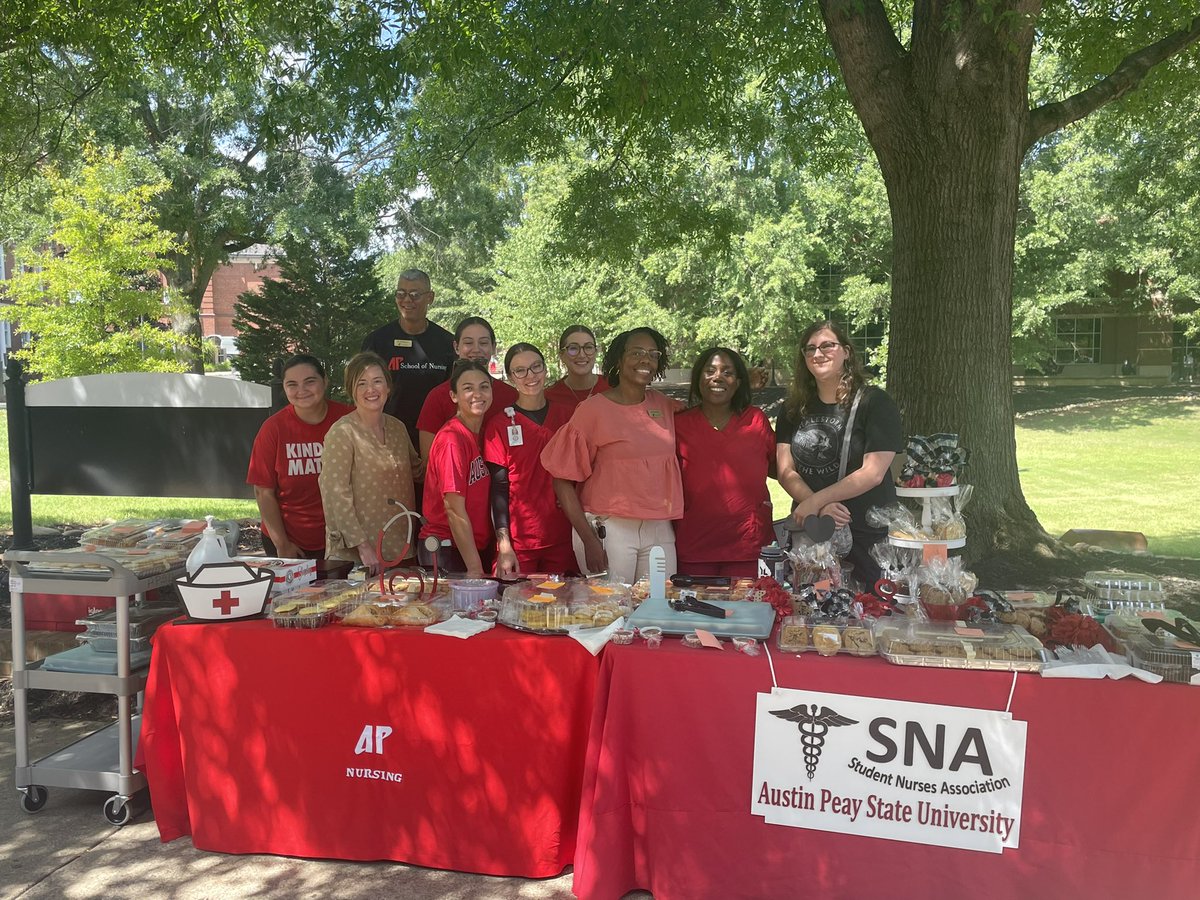 Stop by the SNA baked sale outside the Woodward library for some goodies!!! #homemade #APSUSON
#sugarhigh #delicious😋