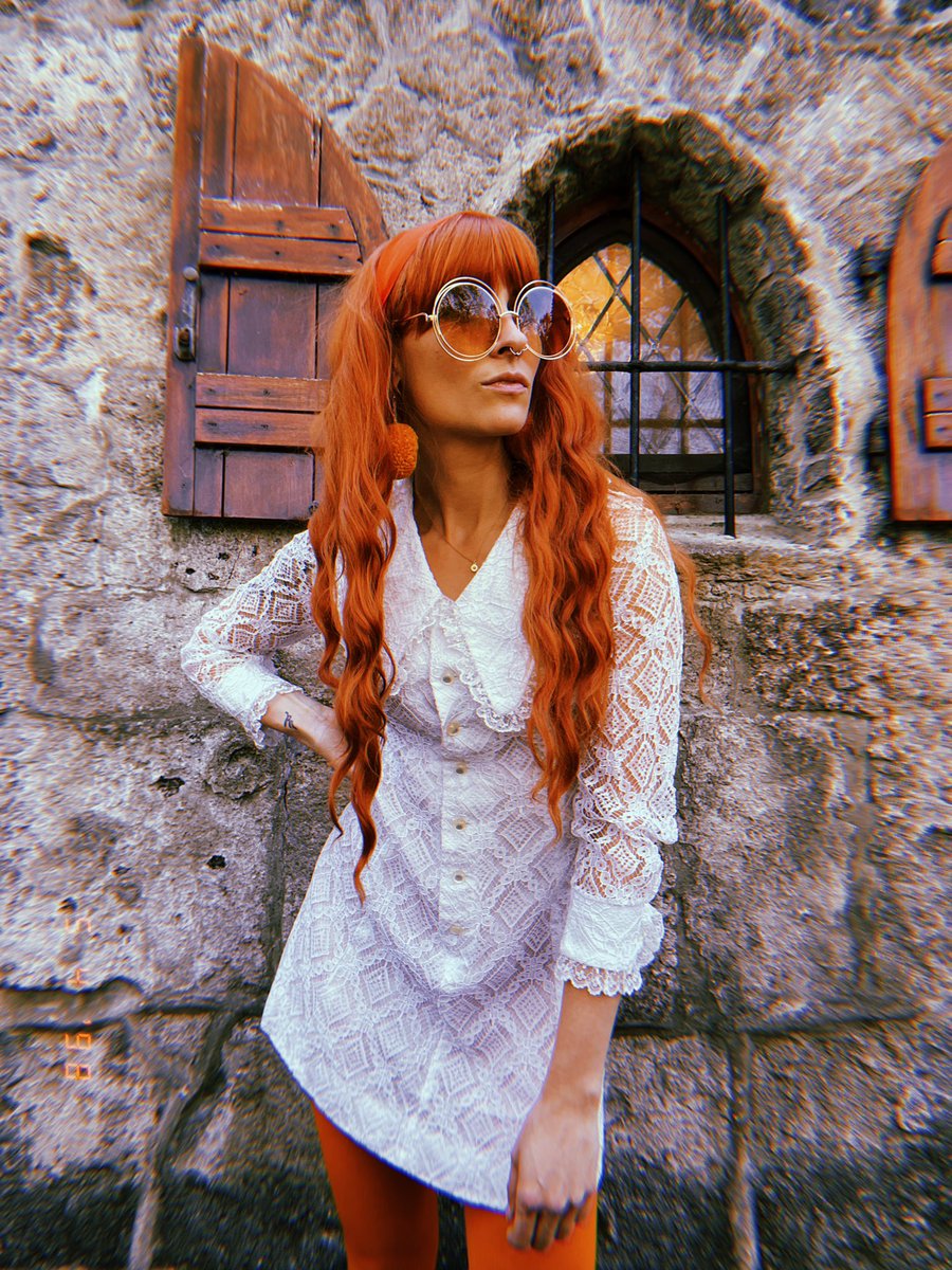 Happy birthday to the beautiful, stylish and intelligent matriarch of Fox and Bones <a href="/iamsarahwild/">SarahWild.eth (NFT cosplayer)</a>!