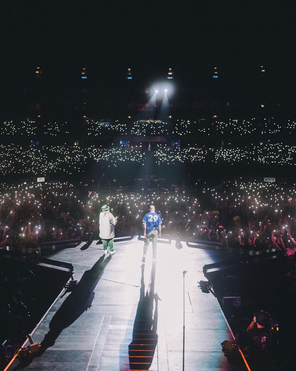 macklemore's tweet photo. TORONTO ❤️‍🔥🍁 Our neighbors to the north. Queen street all stars. Thank you for the love and energy last night. Detroit tomorrow…

MANIAC OUT NOW https://t.co/wNn91PC24H https://t.co/NvoR9JNpBG