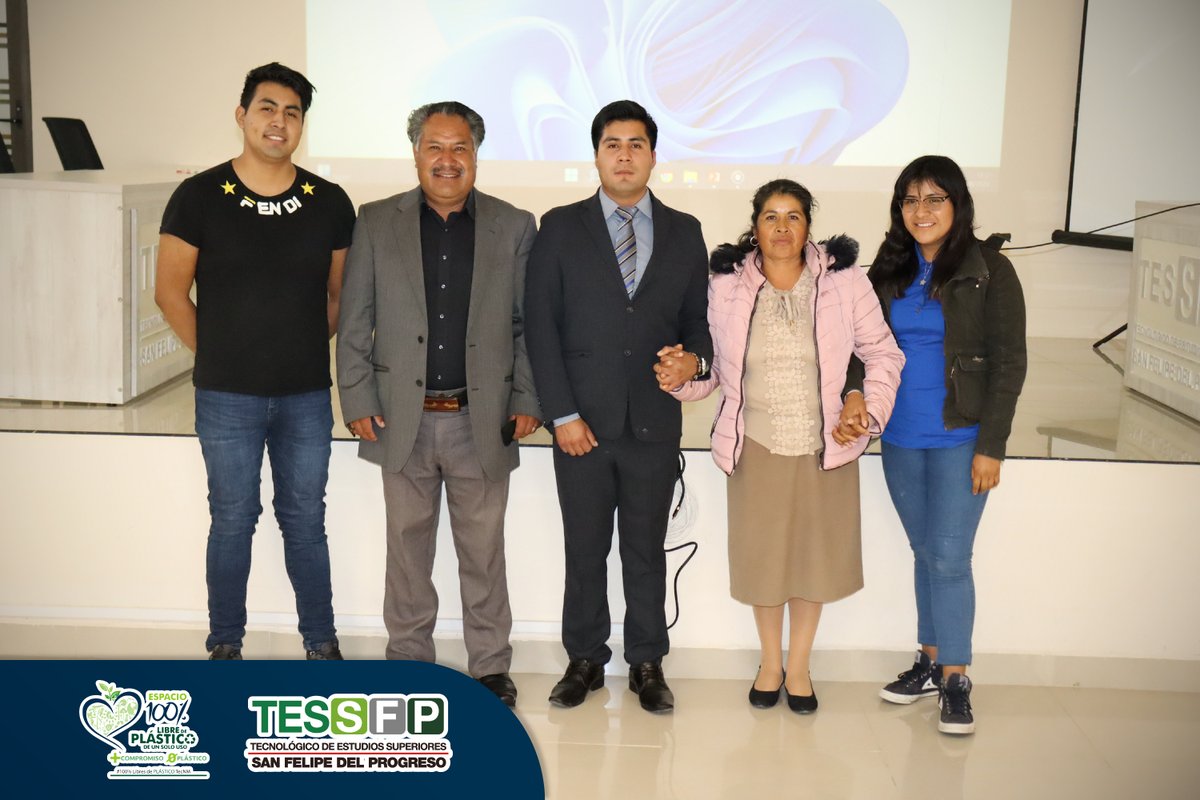 TESSFP_Edomex's tweet photo. #ComunidadTESSANFE Felicitamos al nuevo Ingeniero en Energías Renovables Luis Eduardo Mendoza Martínez, le deseamos mucho éxito en su vida profesional y personal. Te invitamos a poner en alto el nombre del #TESSFP. https://t.co/8CeEmY9d9y