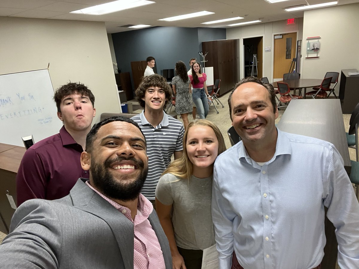 derekbranch7's tweet photo. #NebraskaC4E #CliftonBuilders https://t.co/b3pNuXdyoe