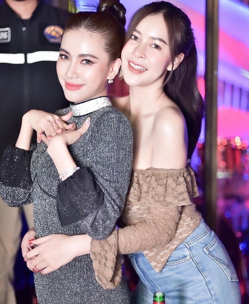 Cherry_nar66's tweet photo. Last Sunday's party, with best friends was exhausting and fun. https://t.co/uxpFZCAmae