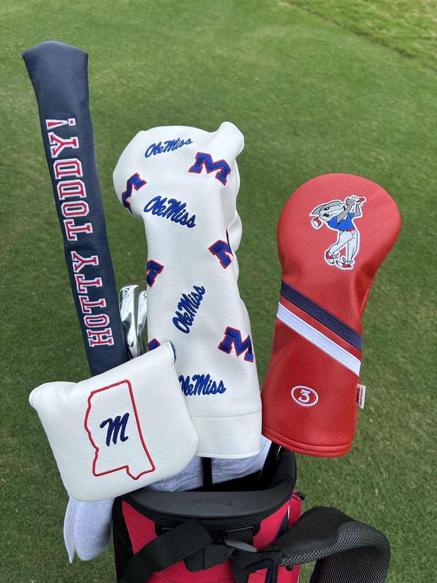 coachmalloy12's tweet photo. Tough to beat these @OleMissMGolf head covers this year! 🔥🔥🔴🔵 https://t.co/MAGuzc7PHP