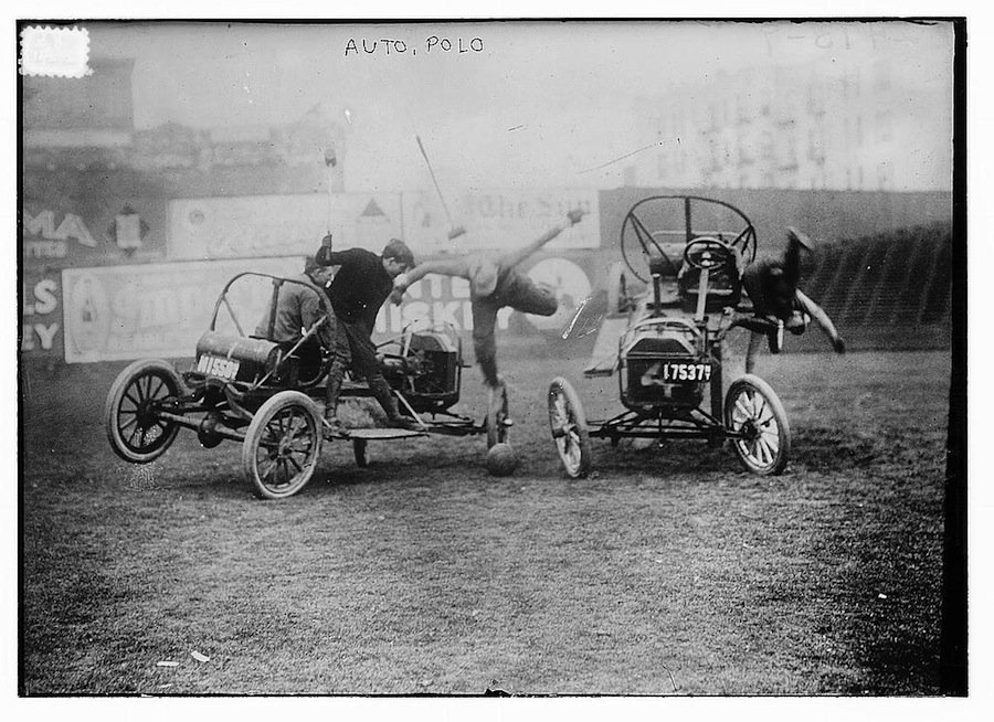 PublicDomainRev's tweet photo. Dramatic scenes from the auto polo fad of the 1910s and 20s. Reaching top speeds of 40mph, a driver would be accompanied by a malletman who would hold on to the side and attempt to hit a basketball toward the goal of the opposing team. More here: https://t.co/OZeznY70tx https://t.co/G5ECAANo07