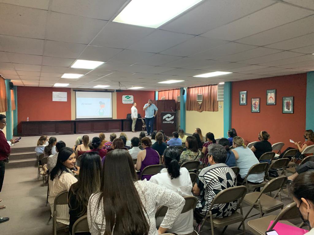 Roberto Estrella tweet media