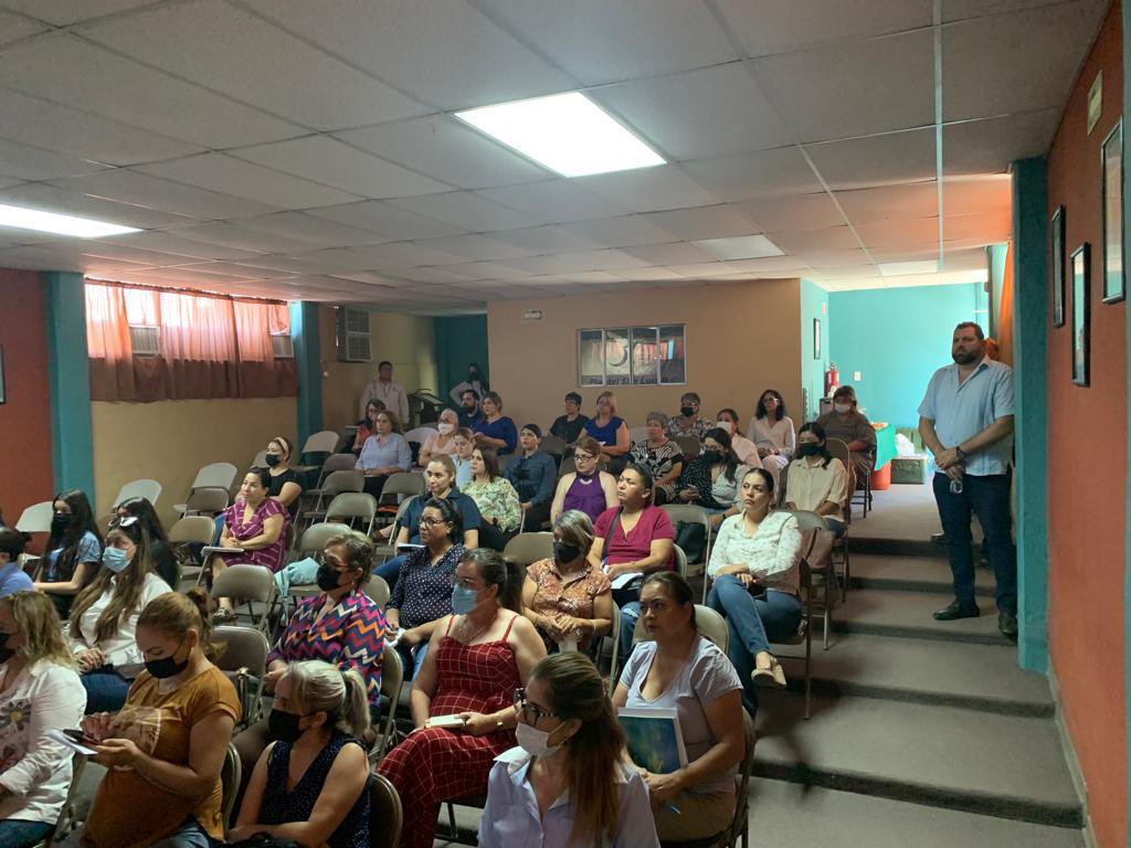 Roberto Estrella tweet media