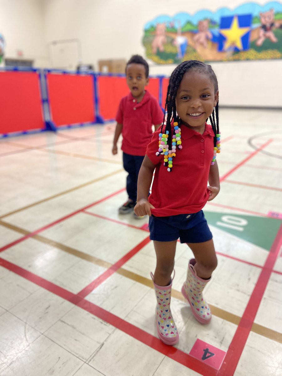 MrsSmithRISD's tweet photo. Cuteness overload in this 3s class @DobiePKSchool ♥️⭐️💙 @KHprincipal @PaigeKorte1 @katyphinney @MissMartinRISD @RichardsonISD #MotorLab #RISDprek #RISDBelieves https://t.co/Yy7CpNIIAZ