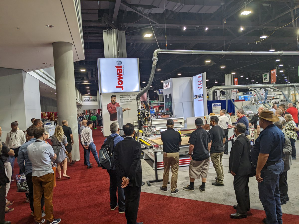 thermwood's tweet photo. Busy start to Day 1 of @IWFAtlanta 2022 in the #Thermwood booth! Crowds around the #CutReady #CutCenter, the heavy-duty Model 45 and the all-new AutoProcessor 43! Come check it out in booth #B6213!
#IWF2022 #cncrouter #noprgramming #cabinets #furniture #easycnc https://t.co/8sOrMwbtGx