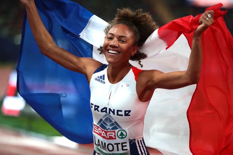 #Fierté 🏅 Médaille d'argent sur la distance en 2016 et 2018, la Maréchale des logis Rénelle Lamote 🇫🇷 remporte de nouveau la médaille d'argent sur 800 m. aux Championnats d'Europe d'athlétisme, réalisant une belle performance. Bravo de notre #championne ! 
📸 Stadion #Munich2022