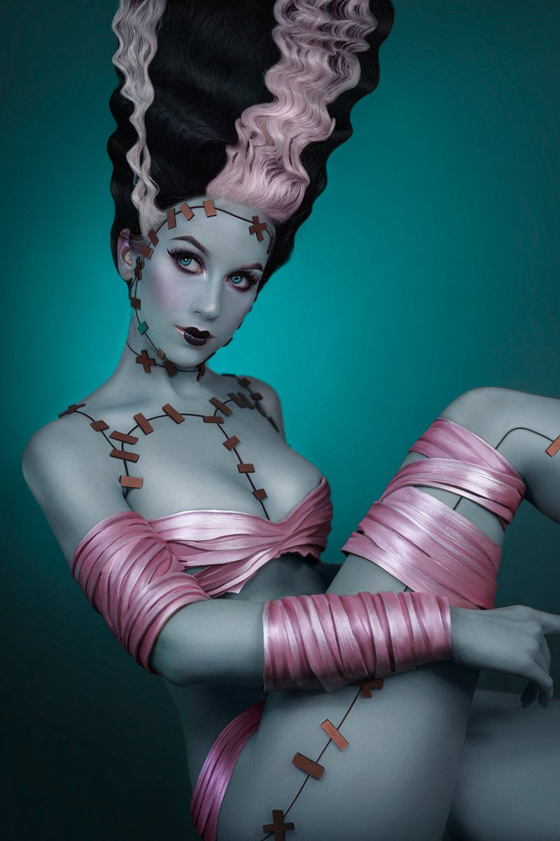Sideshow Chicky (@sideshowchicky) on Twitter photo Check out Frankie Reborn because it is a treat for the eyeballs. Based on work from one of my all time fav artists <a href="/OliviaPinupArt/">Olivia De Berardinis</a> (Yes! I am totally fangirling, but I do it in front of Olivia, too so it’s all good!)
youtu.be/9q6oi-g0_WQ Check out Frankie Reborn because it is a treat for the eyeballs. Based on work from one of my all time fav artists <a href="/OliviaPinupArt/">Olivia De Berardinis</a> (Yes! I am totally fangirling, but I do it in front of Olivia, too so it’s all good!)
youtu.be/9q6oi-g0_WQ