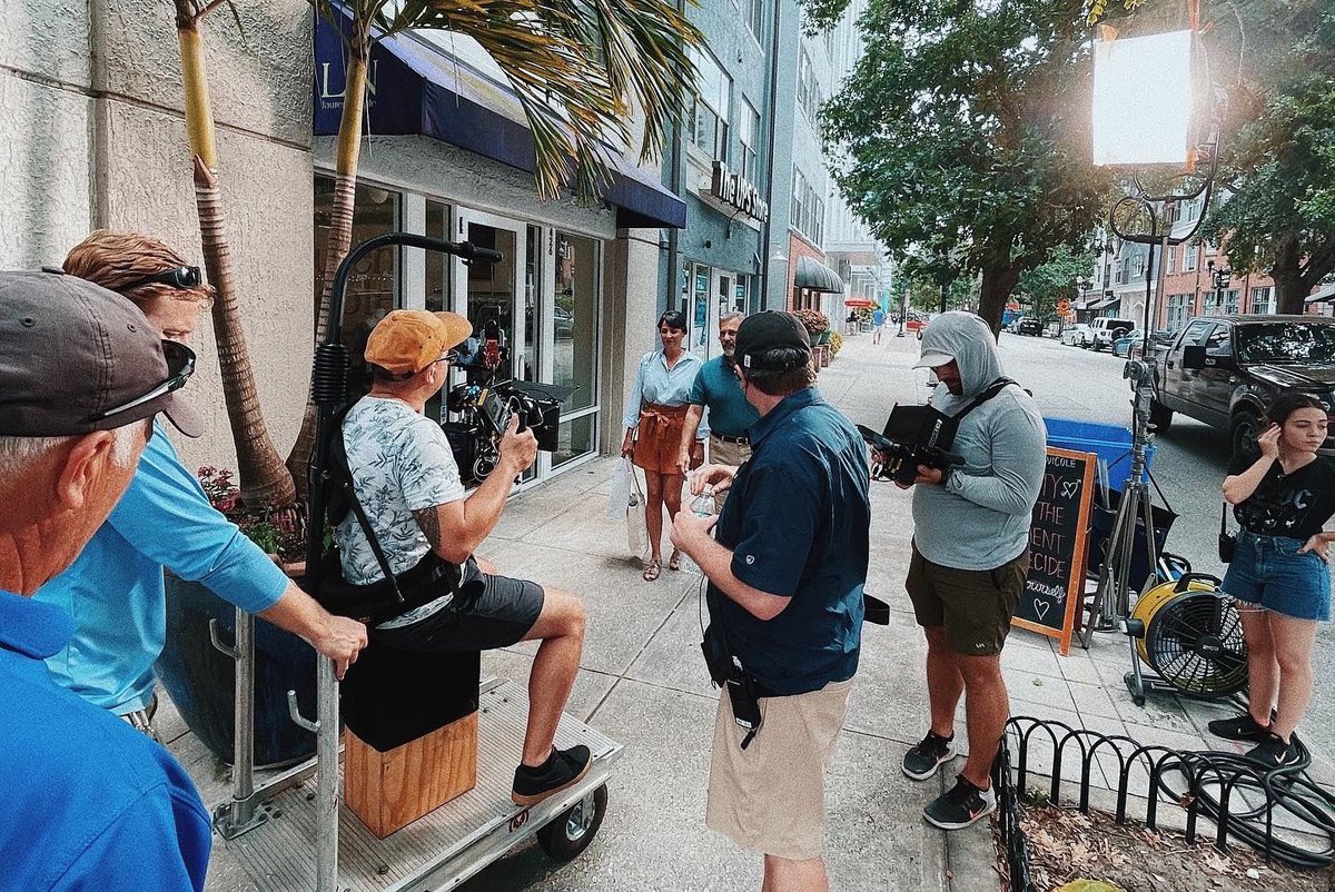 IAFilms's tweet image. 2021 was an amazing year for storytelling. We look forward to 2022 and the stories that have yet to be told. Thanks to those we get to work with every day and those who believe in quality #storytelling