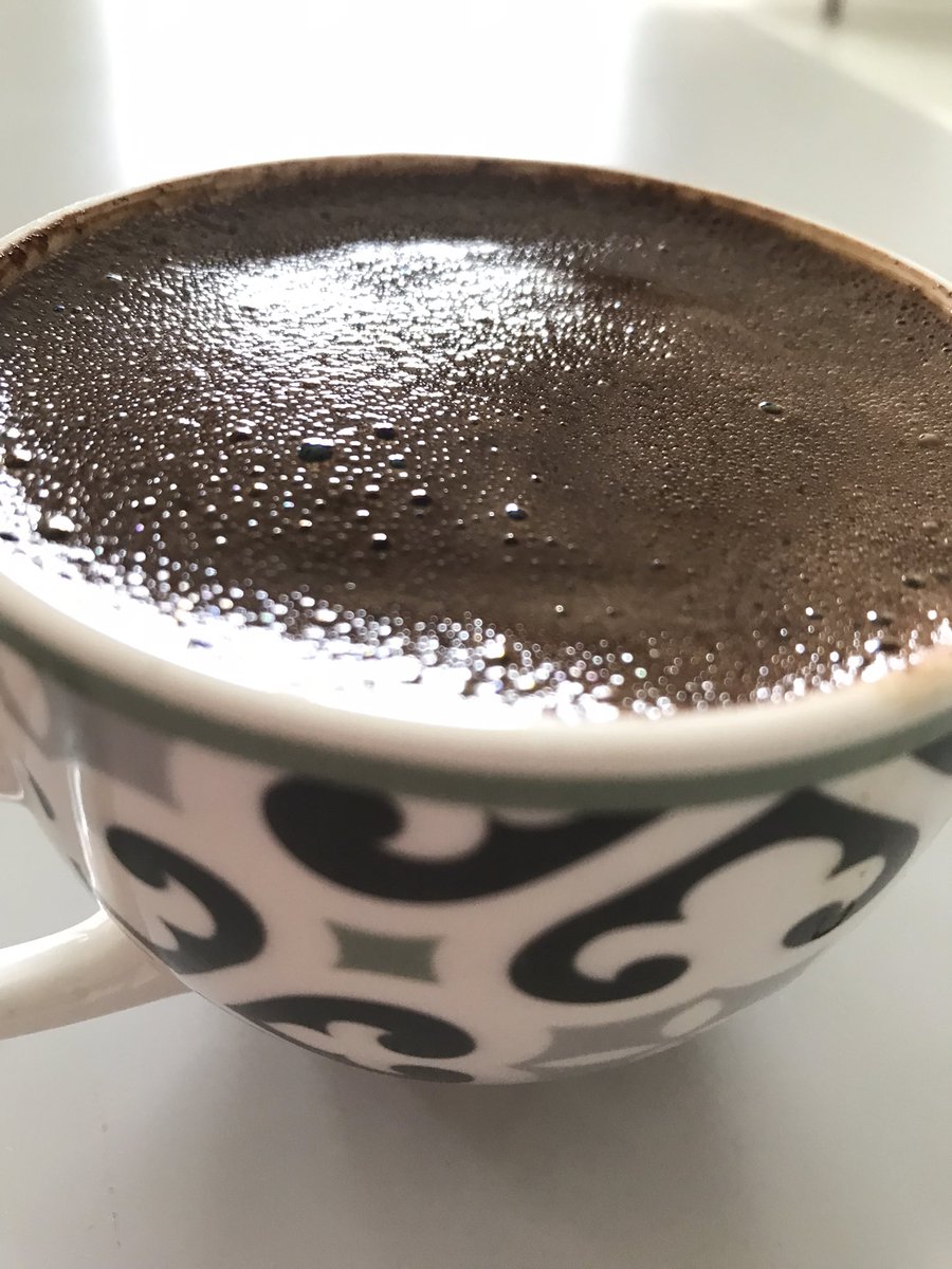 ipekinciipek's tweet photo. #Kahvesiz günü yaşadım sanmayan lara #Vaktirrr Dünya bi yana . sen bi yana #CafeTurc 🎶 ile Yüreğinin tınısını dinle 🎶 :)) #İyiAkşamlar hepimize …. https://t.co/wcDrvGTcSz