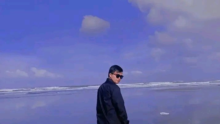 Adunz_14's tweet photo. Aku Mendengarkan Lagu Favorit aku dengannya, Terasa amat Sedih Lagunya Saat aku dengerin. berhayal Kita kan Mengulang Masa Waktu Itu,
'S U L I T'
Masing Masing dah Pada sibuk, emang Bener Makin lama Hubungan Makin Banyak Cobaan
#Savelove
#31juli
#zulfatlr
@zulfatlr7 https://t.co/1syQUPt1c9