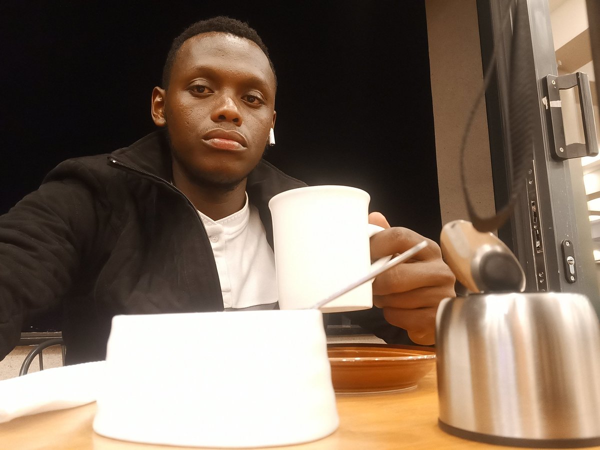 francis_isano's tweet photo. Ka evening tea is good for your health ☕. https://t.co/LfhBdb9Ug1