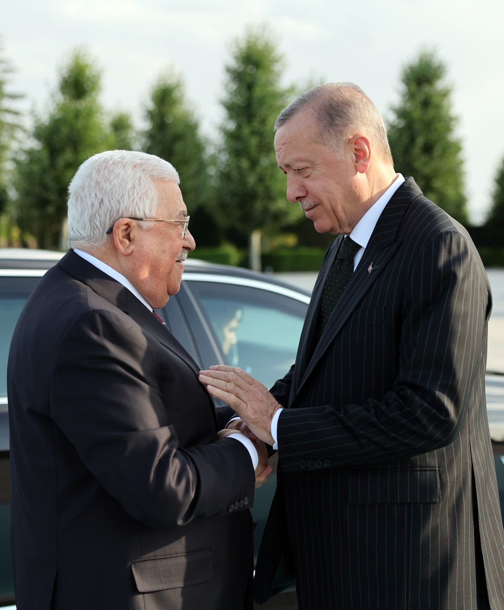 Kıymetli kardeşim, Filistin Devlet Başkanı Sayın Mahmud Abbas ve heyetini ülkemizde ağırlamaktan memnuniyet duydum. Her zaman olduğu gibi Filistin halkıyla dayanışmamızı, Filistin davasına desteğimizi en güçlü şekilde sürdüreceğiz. 🇹🇷🇵🇸