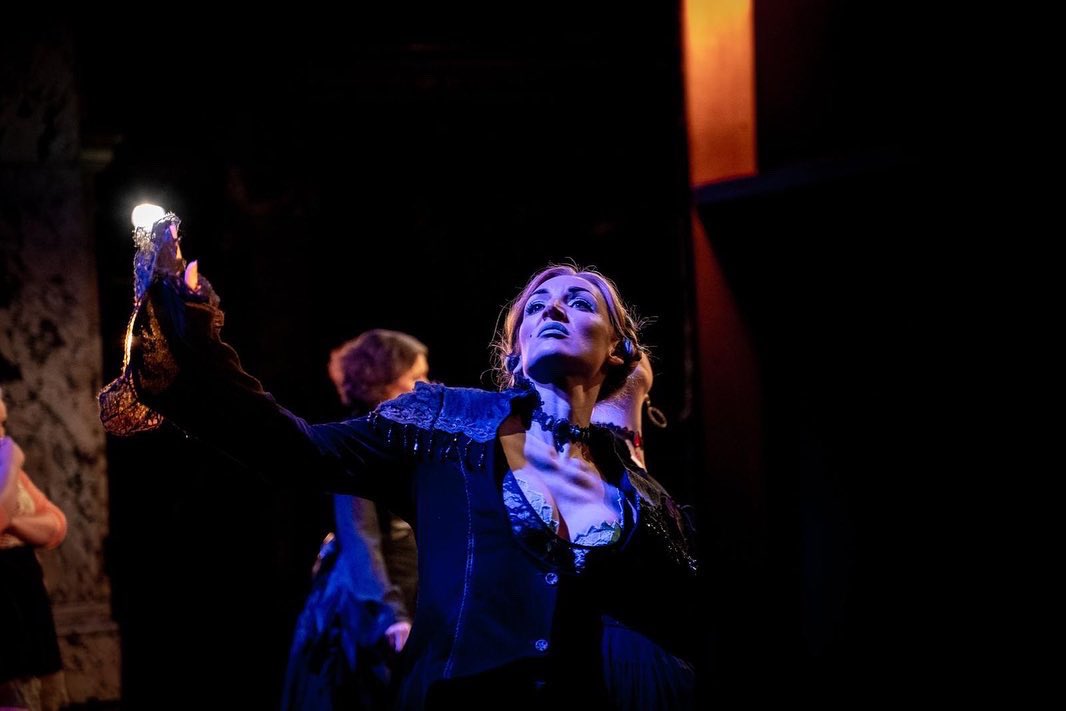 charlescourt's tweet image. Our run of Patience opens @WiltonMusicHall TOMORROW and runs until the 26th. We can’t wait to bring our ⭐️⭐️⭐️⭐️⭐️ production to London. Have you got your tickets yet? You can get them from the link below 🎟

wiltons.org.uk/whatson/744-gi…

📸 Charles Smith &amp;amp; Lester Mckone