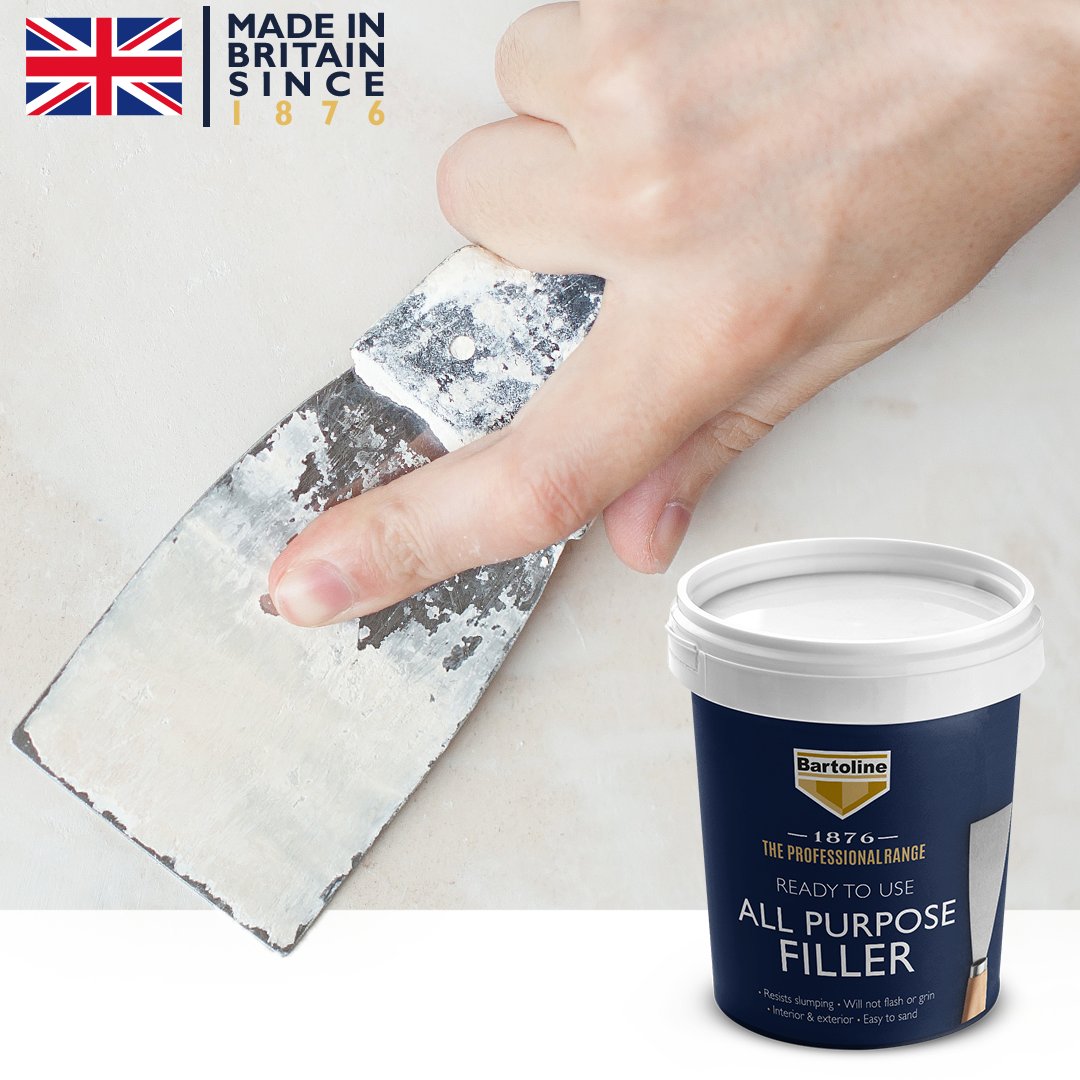bartoline_ltd's tweet photo. Our 1876 All-Purpose Filler not only looks great but has an improved resistance to weather! 🌧️

Based on a waterproof polymer, it has better durability and is suitable for interior and exterior use.

📧 info@bartoline.co.uk

#Decorators #Builders #Tradespeople #GeneralTrade https://t.co/u1T0HFOsEP