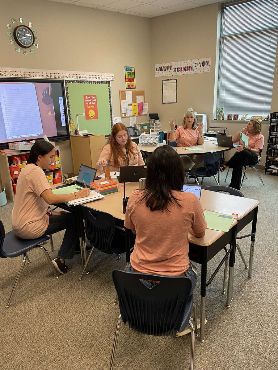 vendetti_jaime's tweet photo. Great happens in 3rd grade! CTT, planning PBL activities based on TEKs and TPSP. #everychild #limitlesscuriosity @Barb_RdCardinal @MJenParker @jennifer_blaine https://t.co/xnlykFTfvR