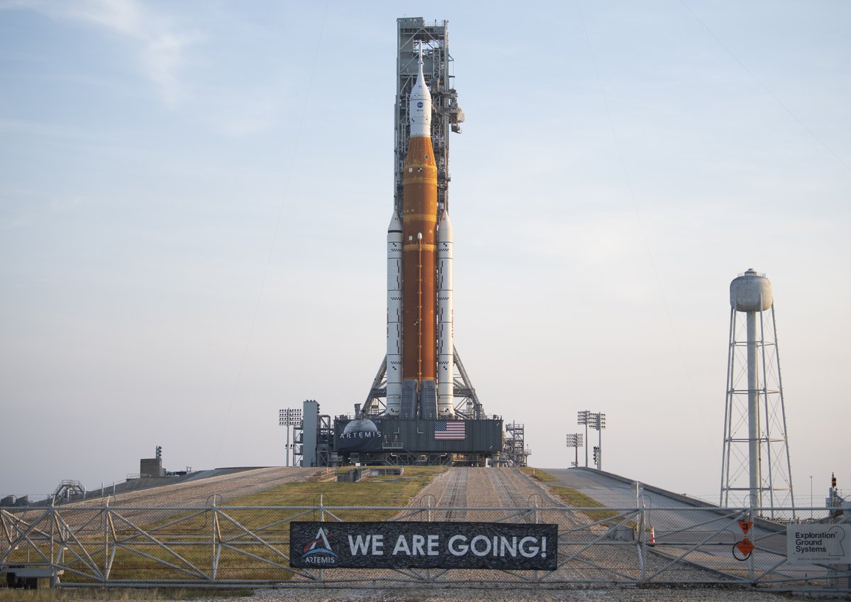 LearnWithNASA's tweet photo. We're less than 1 week from the launch of the @NASAArtemis I mission! 🚀🌕

Get prepped for launch with a bonus round of content via @NASA's Artemis I STEM Learning Pathway newsletter. Find #NASASTEM resources, videos, lessons and more!

https://t.co/QWin0Y6UCi https://t.co/1qzD5cqrUa