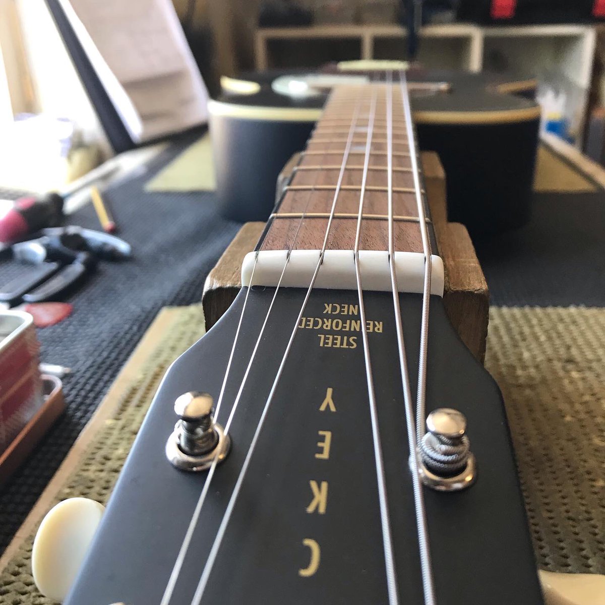 ABGuitartech's tweet photo. Gretsch Gin Rickey G9520E in for a custom made bone top nut with wider spacing than the nasty plastic one it came with. Set up with Martin retro strings. Better. 
#gretsch #gretschguitars #gretschginrickey #acousticguitar #gretschguitar #guitartech #martinstrings https://t.co/0DYZnJMwbP