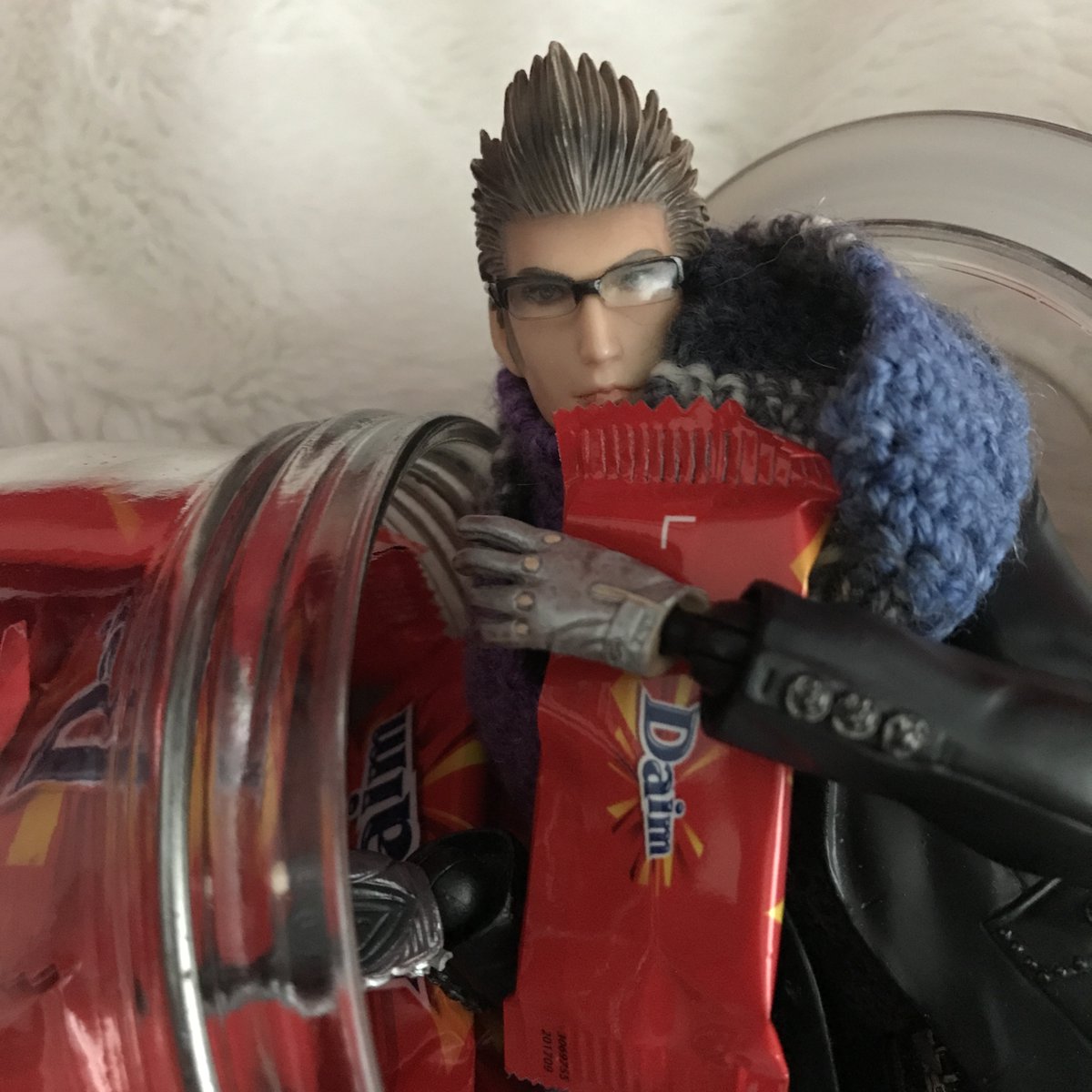 pakignis's tweet image. Ikea trip rewards 🍫❤️