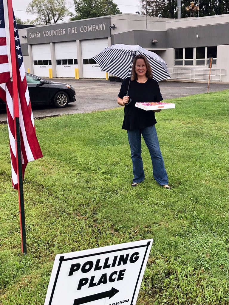 LDanksBurke's tweet photo. Stopped by just a few of the hundreds of polling sites to thank the poll workers who are making sure democracy happens today! Thank yours when you go #vote, too! 

Don’t forget, polls close at 9pm #election2022 https://t.co/WtKSLKxSD0