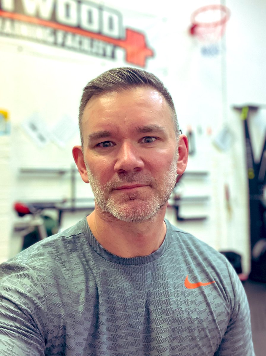 t_harwood1980's tweet photo. #BSolActive #WeActiveChallenge #WeActiveChallenge2022 PT challenging me so hard today #FitnessGoals https://t.co/0wNRgtYwW5