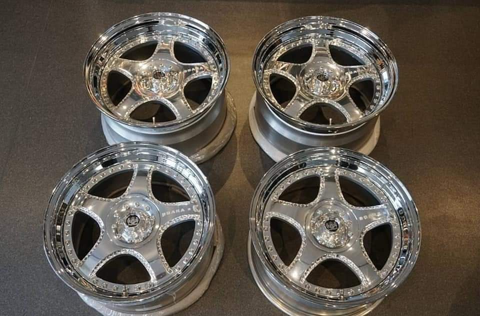 JUNCTIONPR0DUCE's tweet photo. JUNCTIONPRODUCE Wheel❣️
《SCARA FORGED wheels》
Pic→18inch step rim
Line up→17inch~24inch
#junctionproduce
#ジャンクションプロデュース
#フォージド
#鍛造
#スカラーフォージド
#ラグジュアリー
#scara
#スカラー
#scaraforged
#vipはjp
#luxury
#ホイール
#vipjp
#scarawheels https://t.co/ti6zedT844