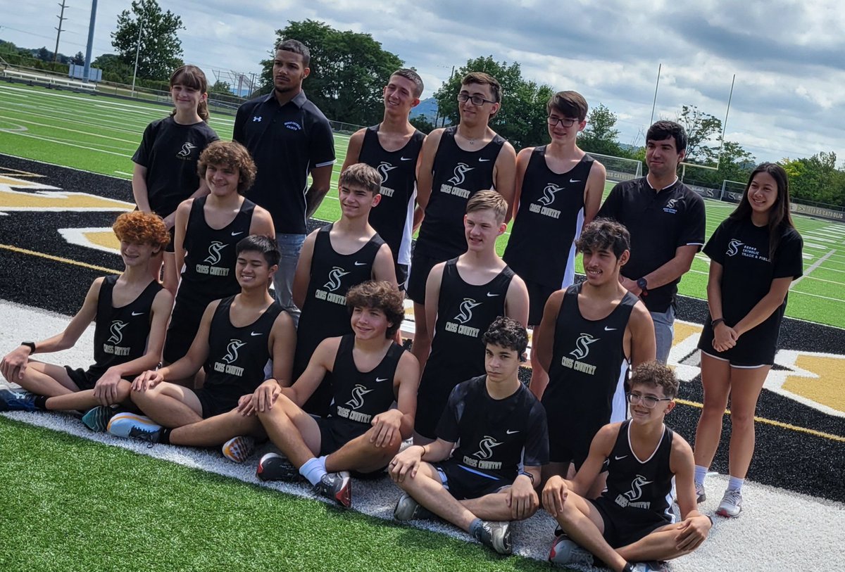 stefmarm's tweet photo. Berks Catholic Fall Sports Pictures Part 3 https://t.co/cknxqHytlZ