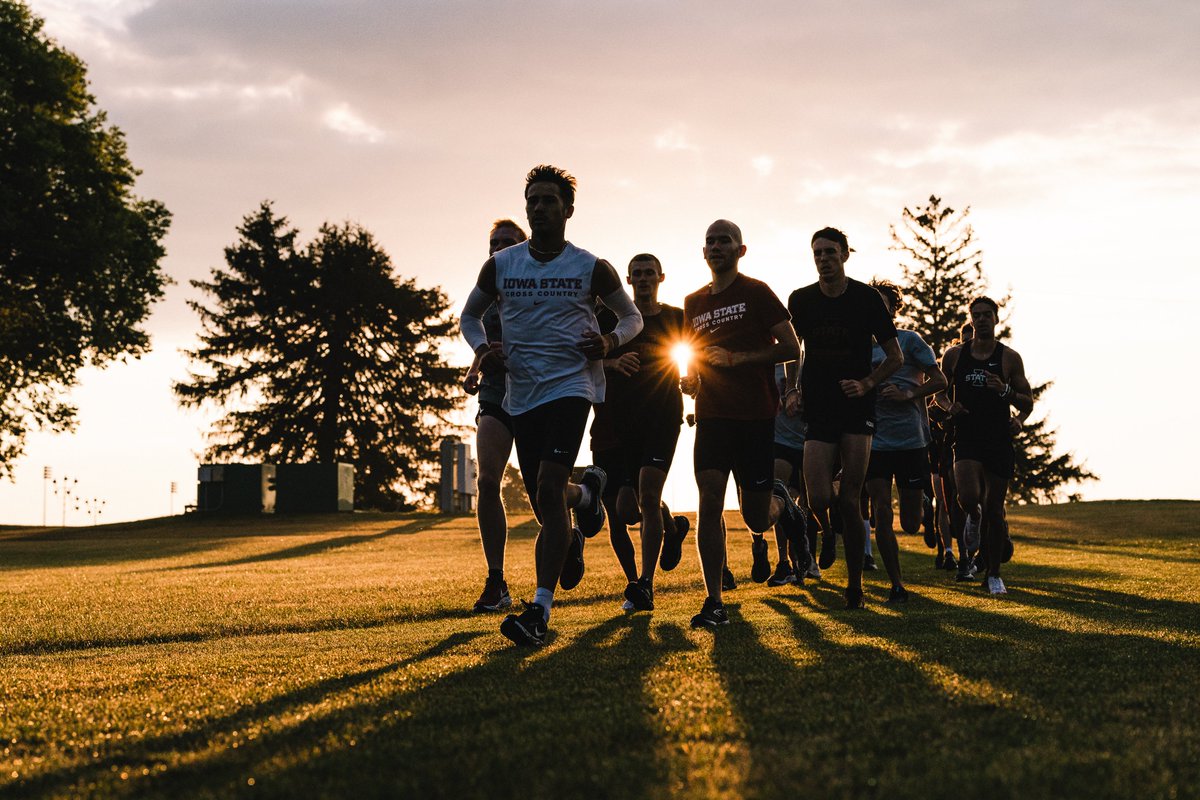 CycloneTrackXC's tweet photo. The 🌅 of a new season!

#CycloneSZN #Run4ISU https://t.co/ZkOzlTKDH9