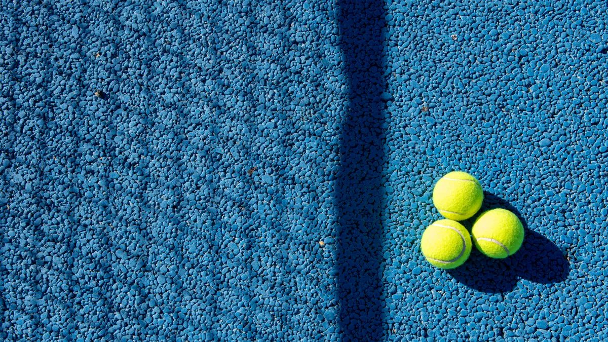 suzannecohen01's tweet photo. I ❤️ this about making #tennis accessible. #BreakTheLove wants to open access to #NYC tennis courts. Partnering w @AmericanExpress, the duo's offering 10K reservations @ 500+ NYC-area courts during the #USOpen. #racquetsports #accessibility #fitness https://t.co/jsnyECjwRO https://t.co/HeF5kRngd3