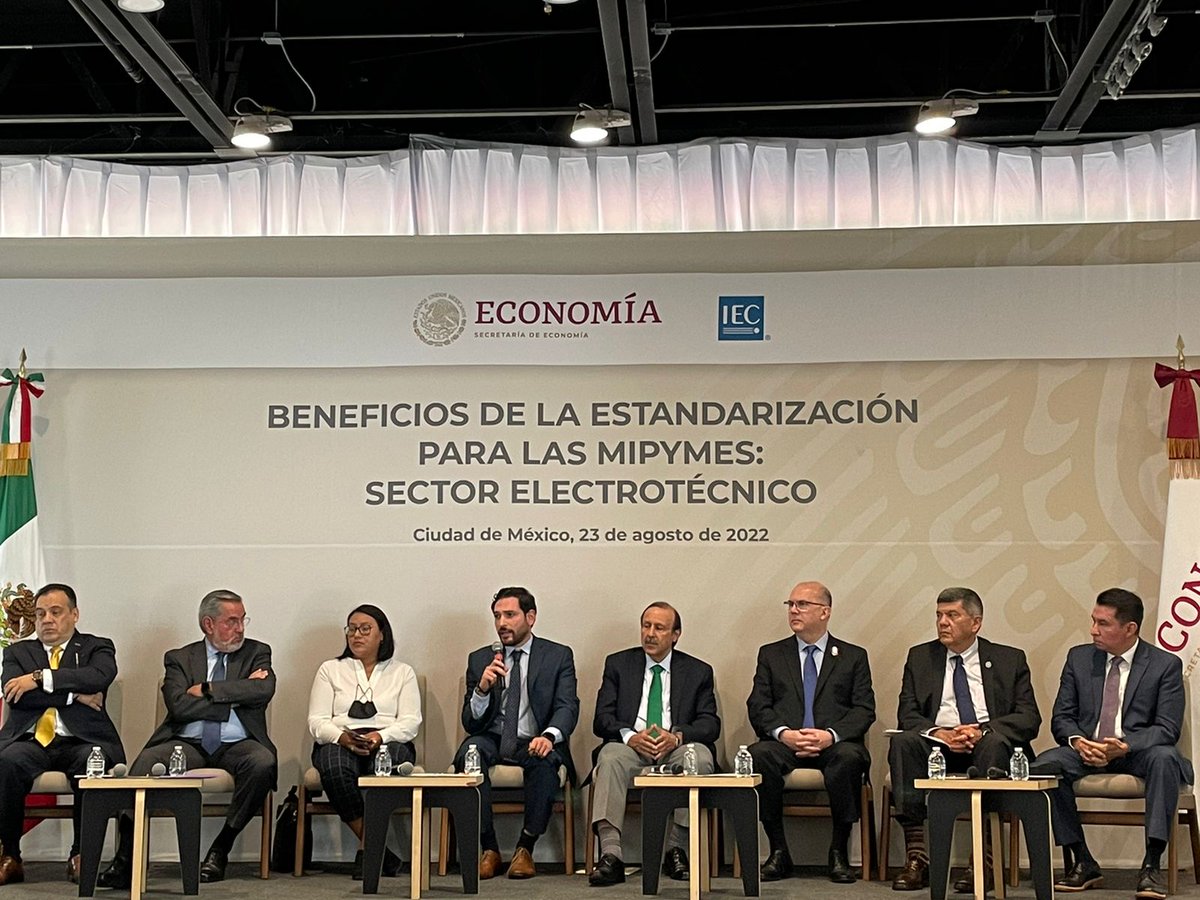 canamemx's tweet photo. Felicitamos a la @SE_mx DGN por la invitación para transmitir y compartir “El Rol de la estandarización para la competitividad en las manufacturas eléctricas”.
 
Reiteramos nuestro compromiso y convicción en el cumplimiento normativo #SectorEléctrico #MiPymes 🇲🇽 https://t.co/d5tPgyg9qT