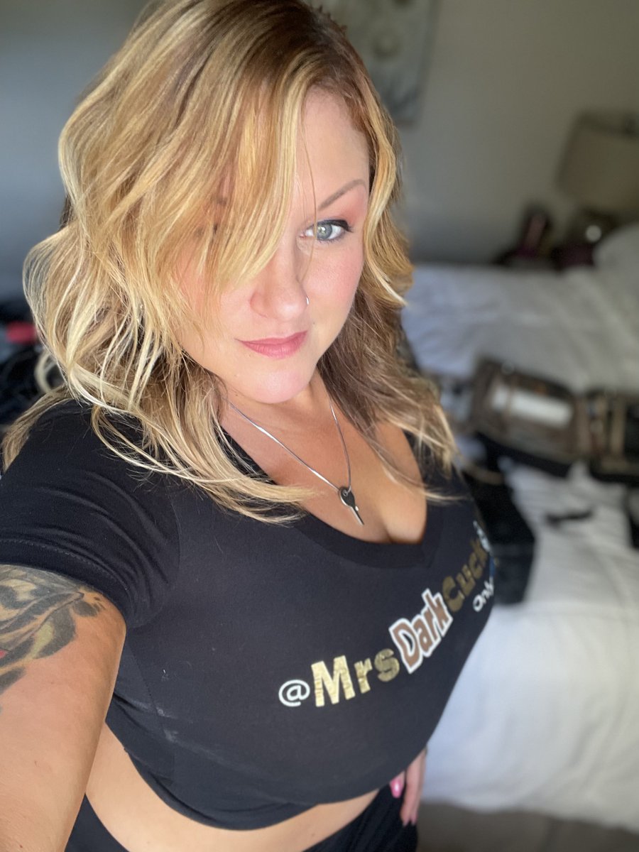 𝐌𝐫𝐬𝐃𝐚𝐫𝐤𝐂𝐮𝐜𝐤𝐨𝐥𝐝 tweet media