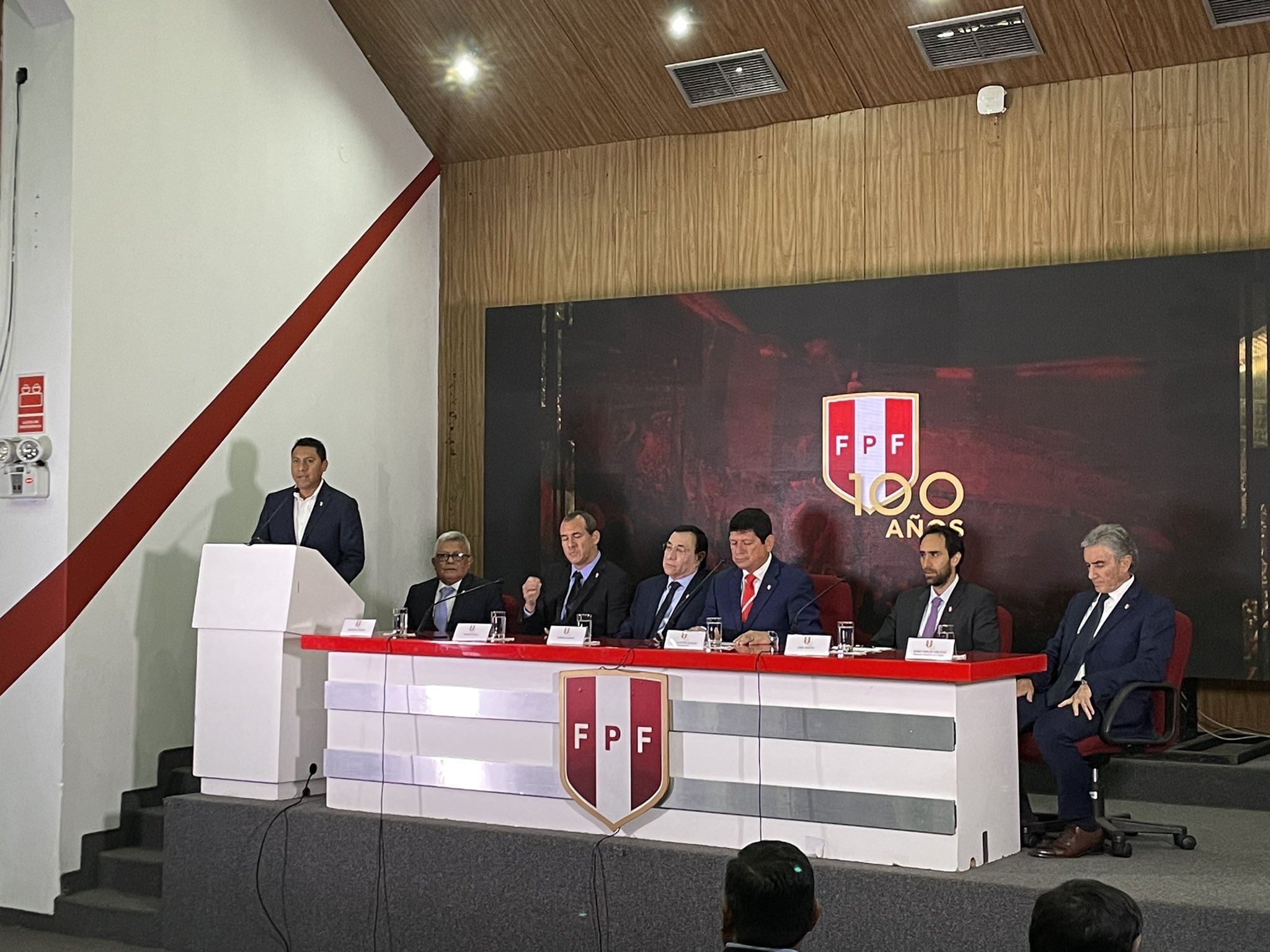 Eduardo Combe on Twitter "Reformas Fútbol Peruano ️NO habrá ascenso de Copa Perú ️VAR desde