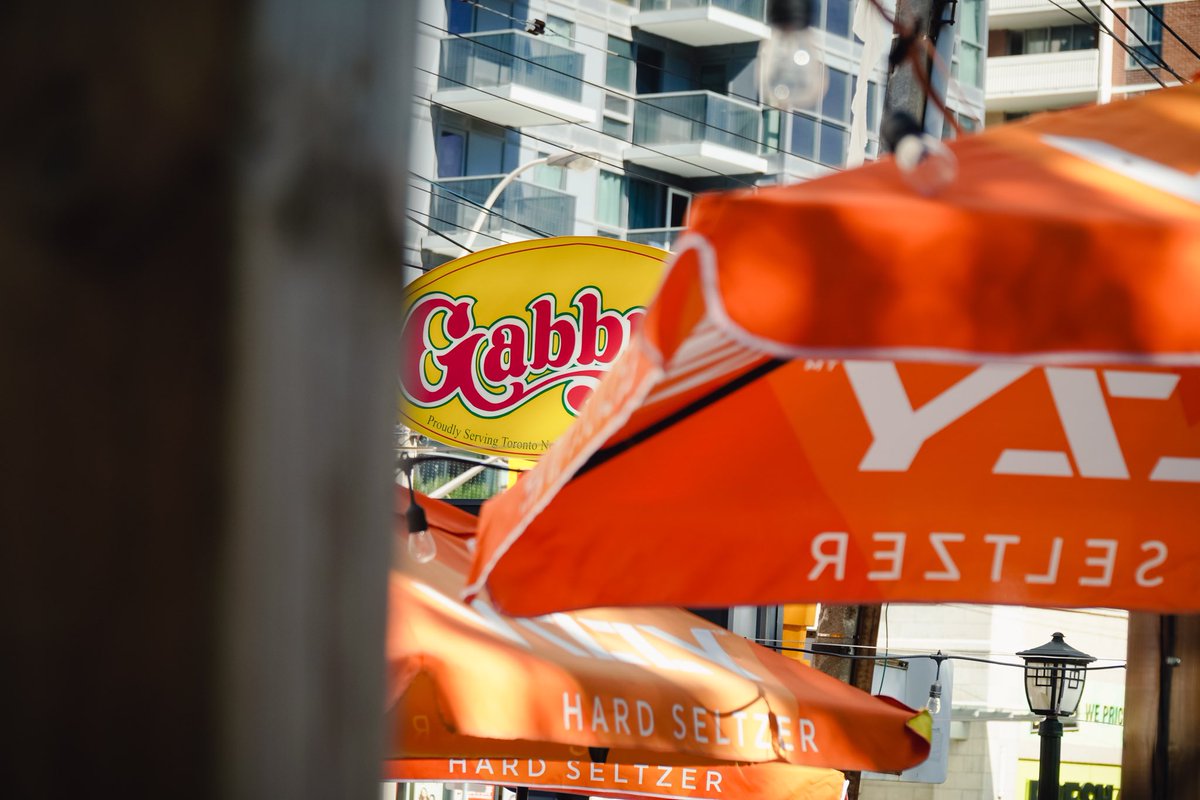 GabbysToronto's tweet photo. Can you identify this Gabby's location?? #FindAGabby https://t.co/IRUiT2xQKE