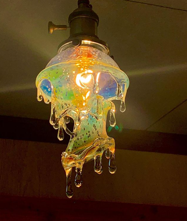 lavieestbelIe's tweet photo. Lamps from kumbhglass https://t.co/C4LuN0TxZr