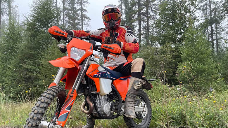 Bikes_Catalog's tweet photo. KTM 500 EXC-F 2022 Powerful Off-Roader
#KTM #EXCF #Powerful #OffRoader https://t.co/aexnnF2eGn
