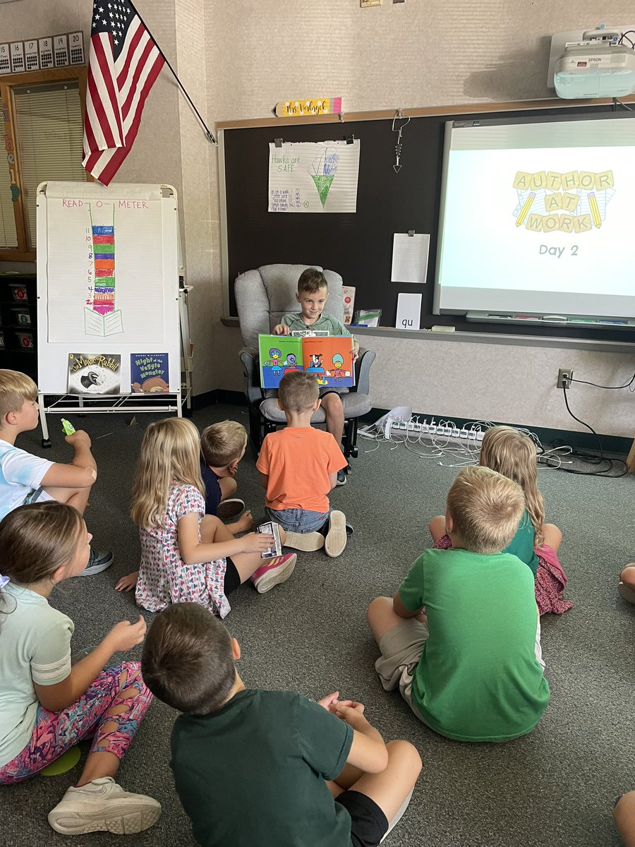 HESVerBryck1's tweet photo. Student of the week celebrating by reading a book of his choice to friends. https://t.co/yY0GXvB7mN