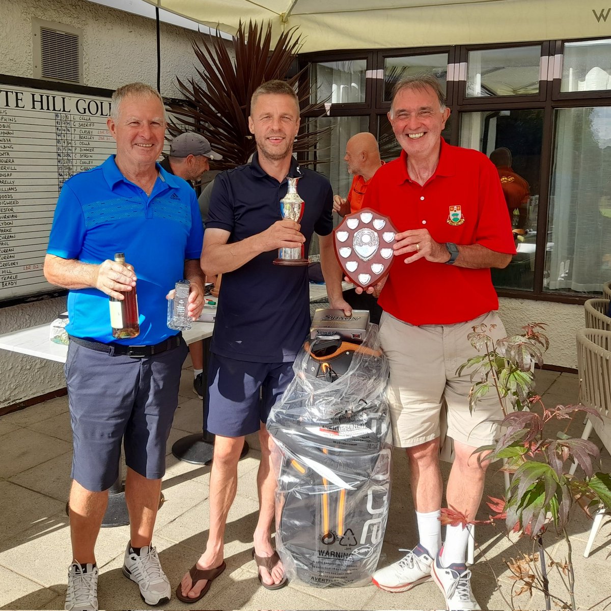 HasteHillGC's tweet photo. Jamie Beazley (centre), is the Haste Hill Men's Open Golf Champion for 2022, with a net 5 under, 63. Pat Mooney (r) took div 2 shield with a 2 under, 66. Best gross was Pat Clasby (l), carding a very tidy 76. #hastehillgc #northwood #golf #golfcourse #londongolf @Middlesex_Golf https://t.co/6kfcBPiMdy