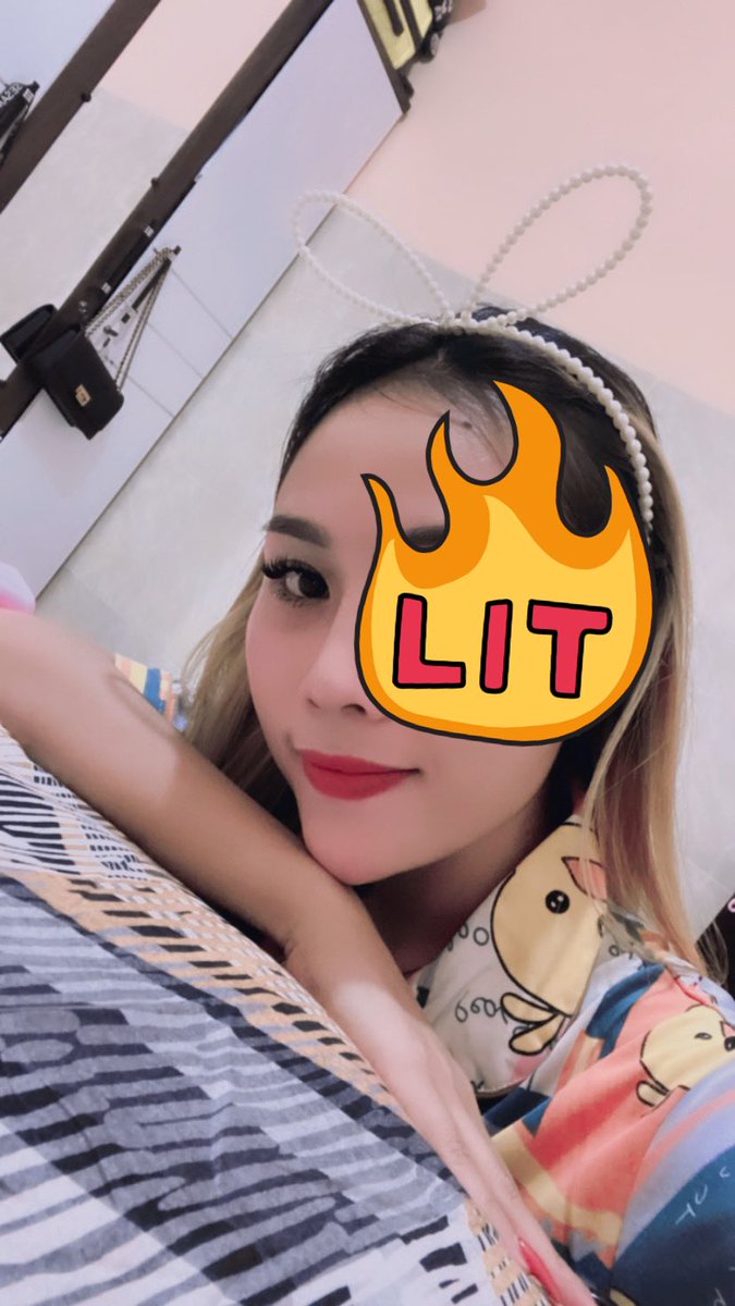 Felli_chia06's tweet photo. Night Ayank 💛💛 https://t.co/FEAn9UVdfk