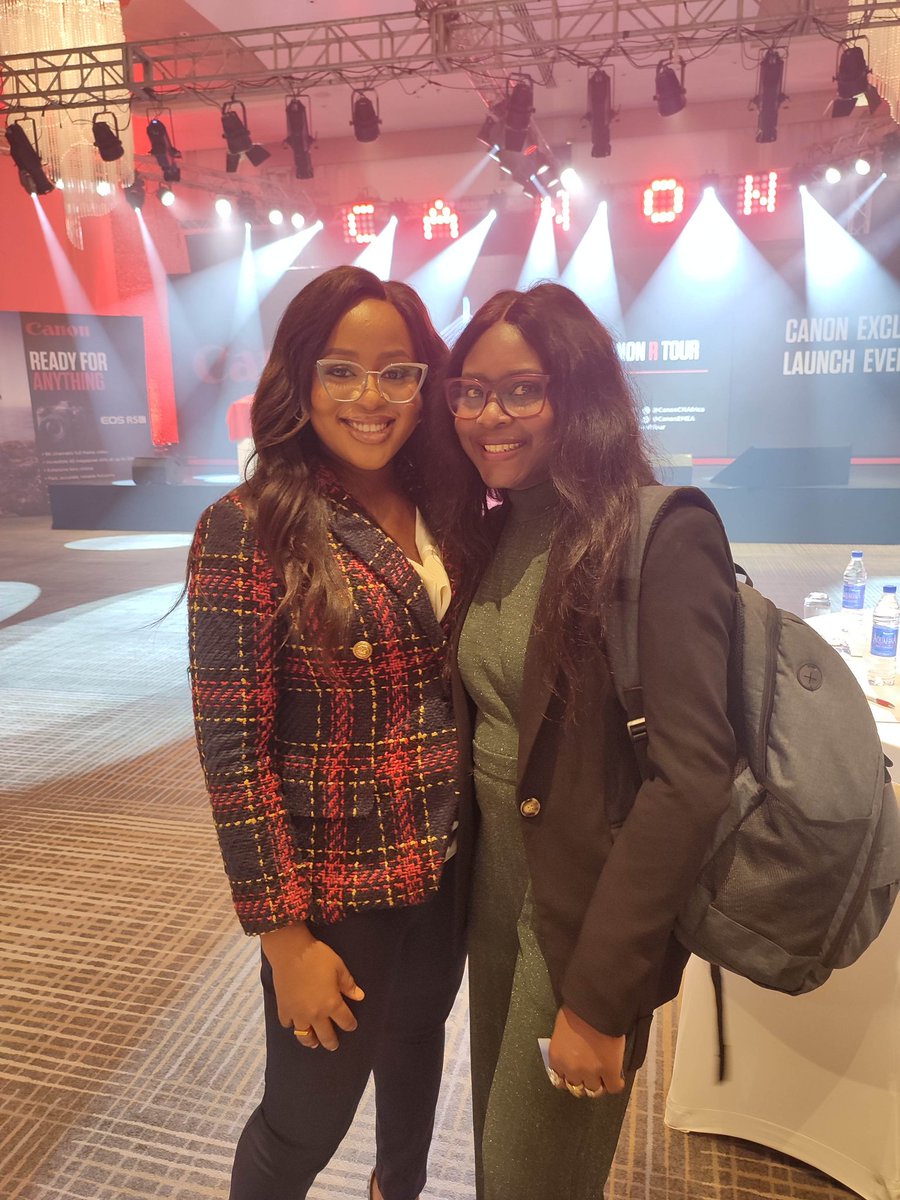 HyelhirraMussa's tweet photo. About today at the Canon R-tour in Lagos and also to sign the partnership between @ShuttersNetwork and Canon. 
1 frame: bro @forevercfr 
2 frame: @EmmanuelOyeleK 
3 frame: @Gazmadu 
4 frame: @ShuttersNetwork members https://t.co/2Fky4n3XaX