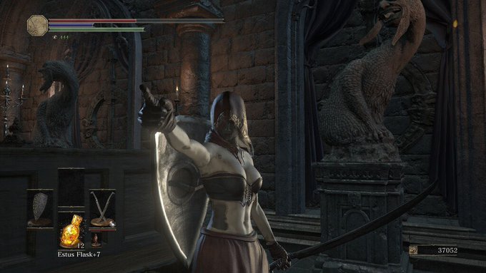 2 pic. This dark souls fit ? https://t.co/6ouQSVdEWE