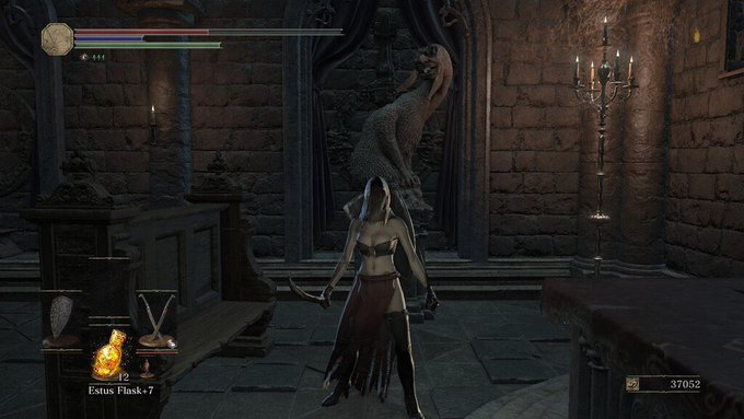 3 pic. This dark souls fit ? https://t.co/6ouQSVdEWE