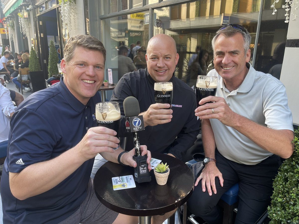 Sean_Callahan's tweet photo. My first official pint at the @cfbireland with @AKendeighKETV and @KETVRob. #Huskers https://t.co/Kxe74fjo54